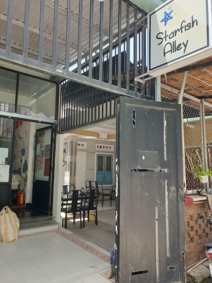 Starfish Alley Hostel Da Nang Buitenkant foto