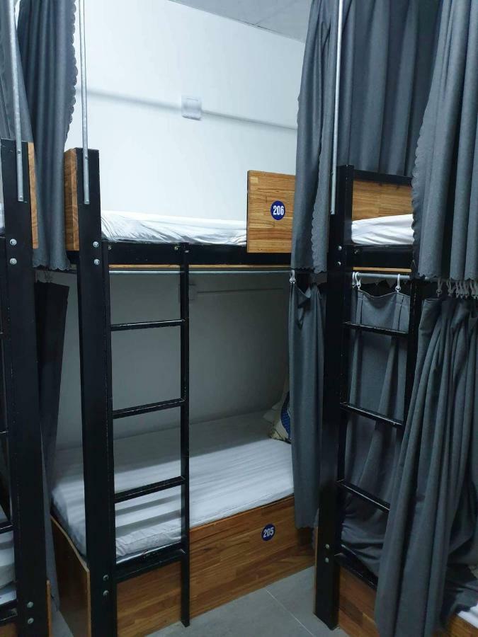 Starfish Alley Hostel Da Nang Buitenkant foto