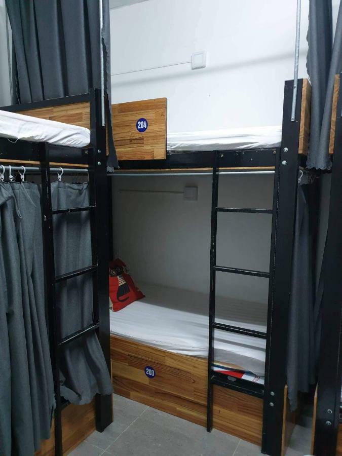 Starfish Alley Hostel Da Nang Buitenkant foto